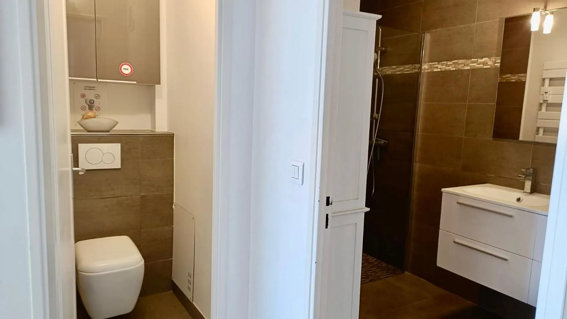 Gorgeous Apt With Terrace, Elevator, Ac, Free Parking - Le Regis Cagnes-sur-Mer 0*,  France